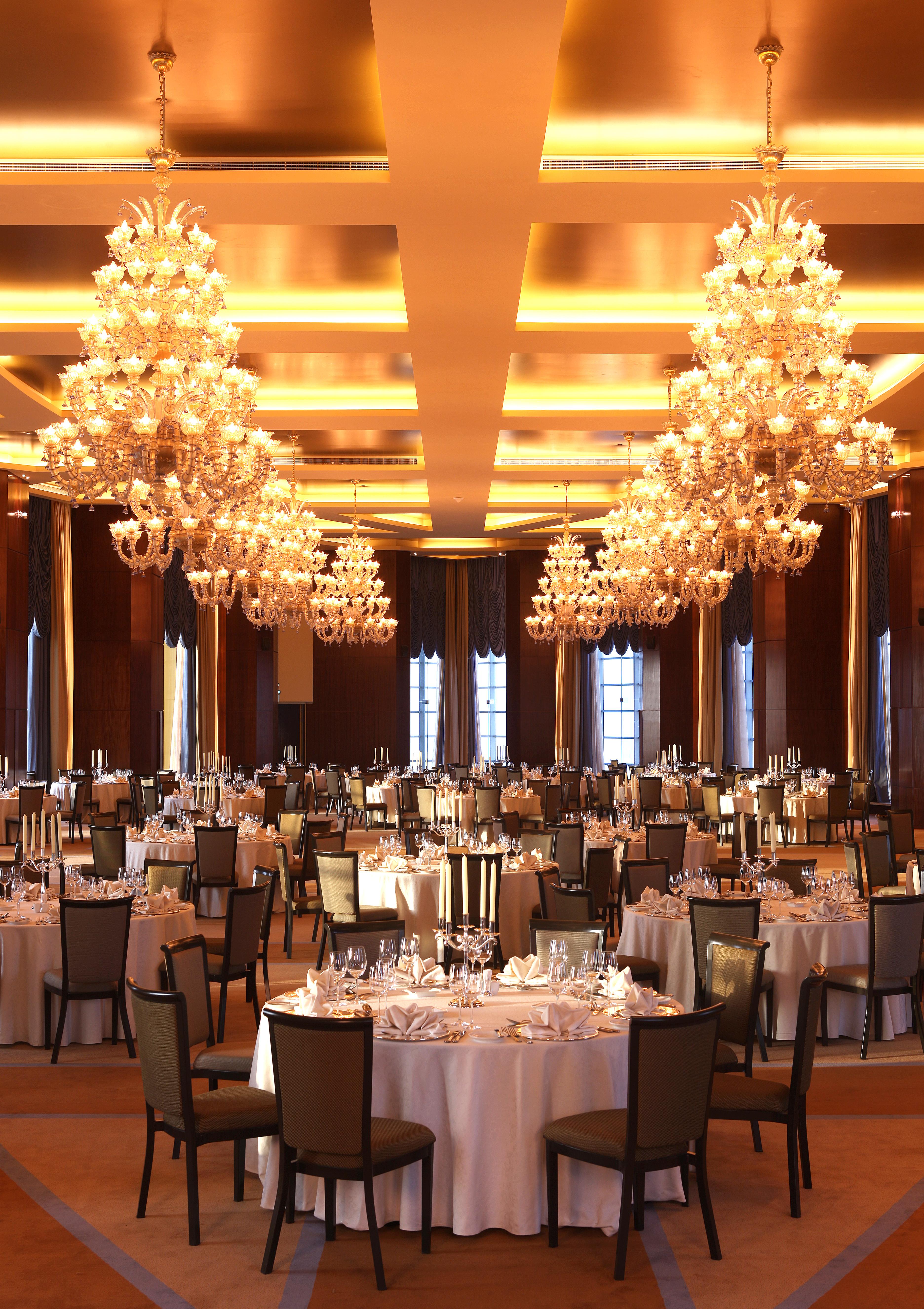 La Cigale Hotel Managed By Accor Doha Restoran fotoğraf The ballroom