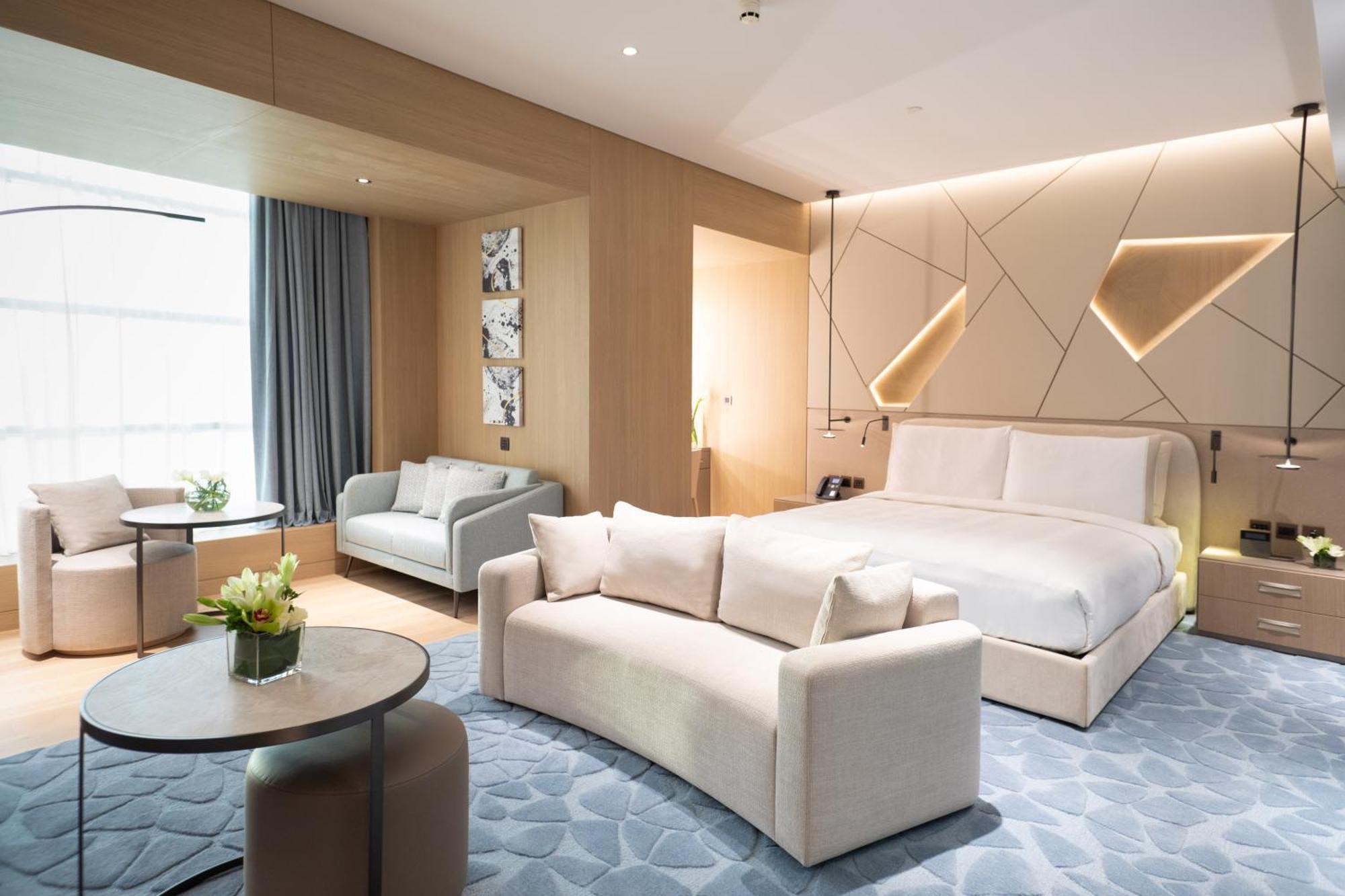 La Cigale Hotel Managed By Accor Doha Dış mekan fotoğraf Deluxe Suite