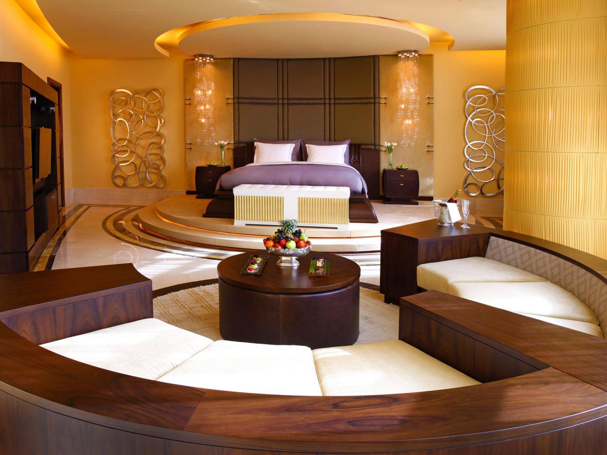 La Cigale Hotel Managed By Accor Doha Dış mekan fotoğraf A bedroom at the Shangri-La Hotel, Kuala Lumpur